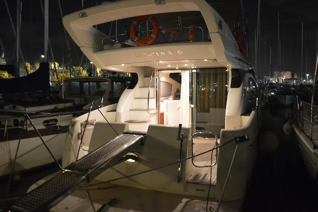 Bateau-hôtel Hôtel La Gavina Boat à Barcelone Espagne