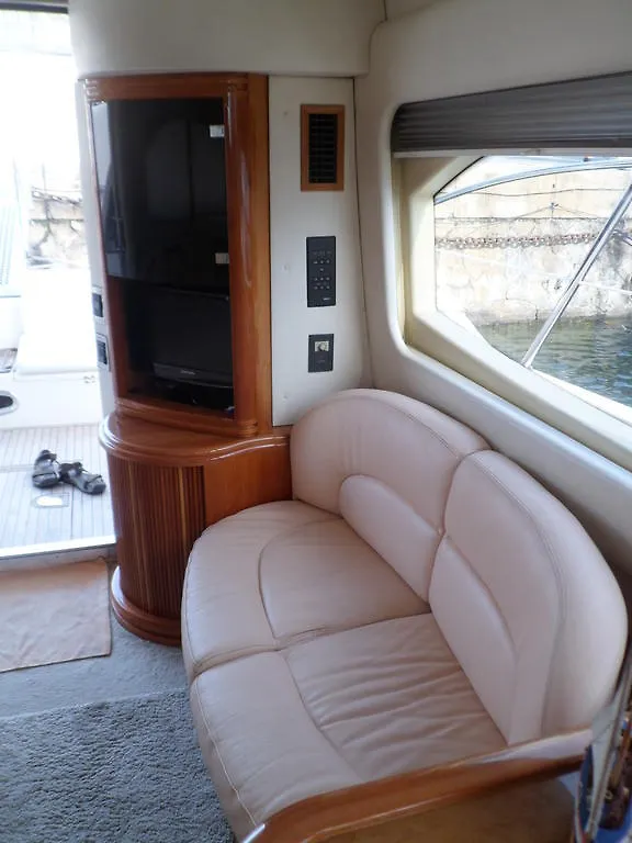 Hôtel La Gavina Boat à Barcelone